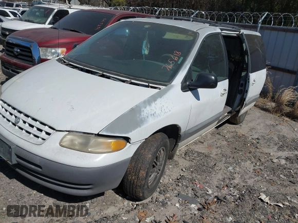 2000 Chrysler Voyager SE z VIN 1C4GJ44G5YB765618, wystawiony jako IAAI lot #41620854 z przebiegiem 179 090 mil mil oraz . Historia ofert i sprzedaży dostępna na DreamBid. Obrazek 2.