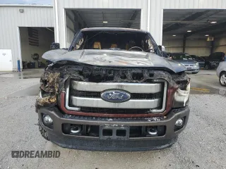 2015 Ford F-250 Lariat z VIN 1FT7W2B65FEA81695, wystawiony jako Copart lot #63207315 z przebiegiem Nie podano mil oraz Szkoda całkowita • Salvage title. Historia ofert i sprzedaży dostępna na DreamBid. Obrazek 5.