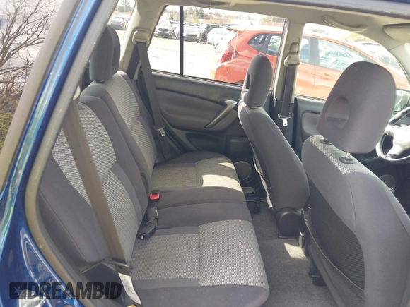 2005 Toyota RAV4 with VIN JTEHD20V956046988, listed as a IAAI auction lot 41963084 with 151,036 mi miles. Bid and sale history available at carsss.com. Image 8.