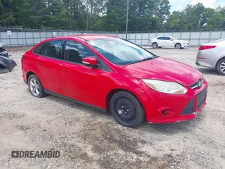 2013 Ford Focus SE z VIN 1FADP3F21DL266919, wystawiony jako IAAI lot #42537094 z przebiegiem 147 081 mil mil oraz . Historia ofert i sprzedaży dostępna na DreamBid. Obrazek 1.