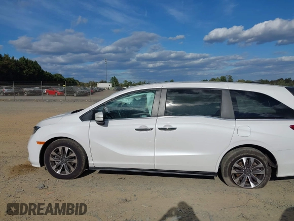 2024 Honda Odyssey EX-L with VIN 5FNRL6H65RB007535, listed as a IAAI auction lot 40602982 with 6,097 mi miles and . Bid and sale history available at DreamBid. Image 14.