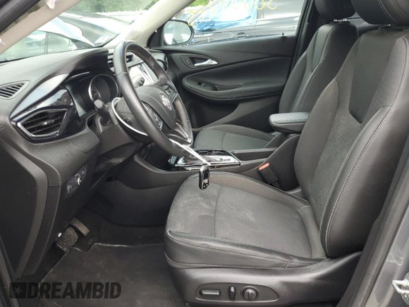 2021 Buick Encore GX Preferred z VIN KL4MMCSL1MB176333, wystawiony jako Copart lot #58804775 z przebiegiem 29 363 mil mil oraz Szkoda całkowita • Salvage title. Historia ofert i sprzedaży dostępna na DreamBid. Obrazek 7.