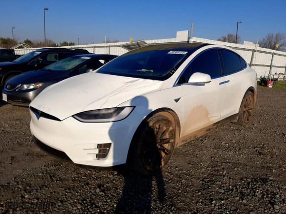 2017 Tesla Model X 90D with VIN 5YJXCDE27HF060149, listed as a Copart auction lot 38369123 with 39,008 mi miles. Bid and sale history available at carsss.com. Image 1.