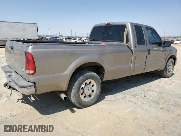 2005 Ford Super Duty F-250 XL with VIN 1FTSX205X5EA72216, listed as a Copart auction lot 71741104 with 217,205 mi miles and Salvage Title. Bid and sale history available at carsss.com. Image 3.