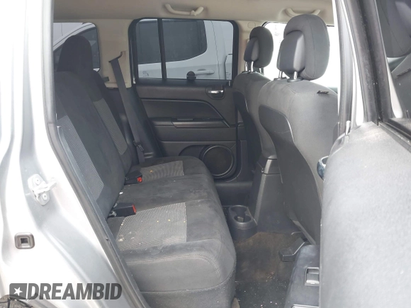 2015 Jeep Patriot Sport with VIN 1C4NJPBB3FD428835, listed as a IAAI auction lot 41637485 with 139,866 mi miles. Bid and sale history available at carsss.com. Image 8.