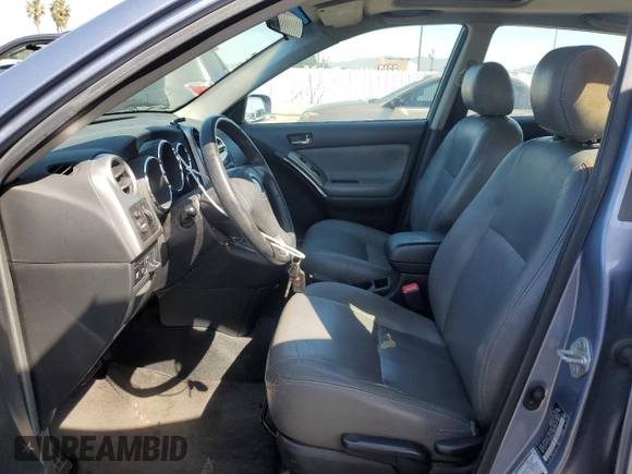 2006 Toyota Matrix STD z VIN 2T1LR30EX6C552801, wystawiony jako Copart lot #52352645 z przebiegiem 225 295 mil mil oraz Czysty tytuł • Clean title. Historia ofert i sprzedaży dostępna na DreamBid. Obrazek 7.