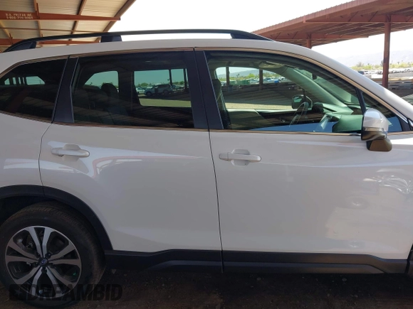 2021 Subaru Forester Limited with VIN JF2SKAUC1MH544738, listed as a IAAI auction lot 42020551 with 23,148 mi miles. Bid and sale history available at carsss.com. Image 13.