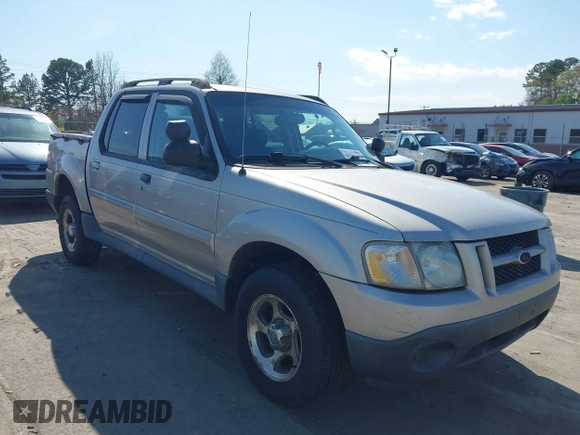 2004 Ford Explorer Sport Trac XLS z VIN 1FMZU77K74UA28903, wystawiony jako IAAI lot #41891563 z przebiegiem 186 399 mil mil oraz . Historia ofert i sprzedaży dostępna na DreamBid. Obrazek 1.