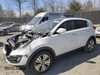 2014 Kia Sportage EX z VIN KNDPC3AC6E7615389, wystawiony jako Copart lot #47522935 z przebiegiem 117 033 mil mil oraz Szkoda całkowita • Salvage title. Historia ofert i sprzedaży dostępna na DreamBid. Obrazek 1.