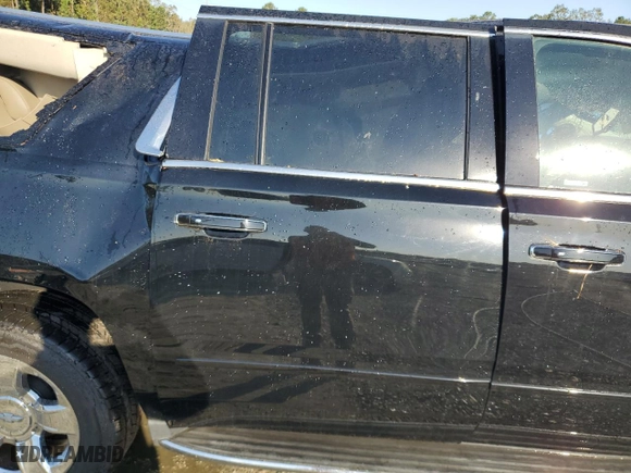 2018 Chevrolet Suburban Premier with VIN 1GNSCJKCXJR235829, listed as a Copart auction lot 74817724 with 90,067 mi miles and Non Repairable. Bid and sale history available at carsss.com. Image 11.