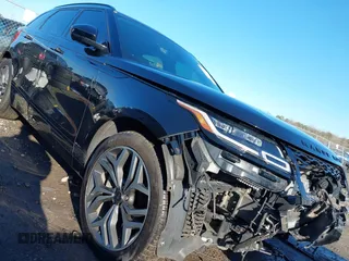 2018 Land Rover Range Rover Velar R-Dynamic HSE with VIN SALYM2RV6JA758768, listed as a IAAI auction lot 41753401 with 30,324 mi miles and . Bid and sale history available at DreamBid. Image 12.
