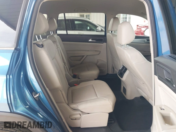 2019 Volkswagen Atlas SE with VIN 1V2DR2CA7KC516363, listed as a IAAI auction lot 42097219 with 92,152 mi miles and . Bid and sale history available at DreamBid. Image 8.