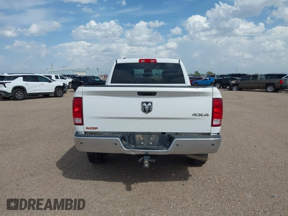 2019 Ram 1500 Tradesman z VIN 1C6RR7FG6KS590438, wystawiony jako IAAI lot #42086963 z przebiegiem 81 328 mil mil oraz . Historia ofert i sprzedaży dostępna na DreamBid. Obrazek 16.