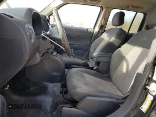 2013 Jeep Patriot Sport with VIN 1C4NJPBA3DD158736, listed as a Copart auction lot 86260224 with 199,492 mi miles and Salvage Title. Bid and sale history available at carsss.com. Image 7.