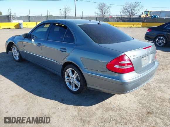 2006 Mercedes-Benz E 350 z VIN WDBUF56J26A864191, wystawiony jako IAAI lot #41713078 z przebiegiem 127 627 mil mil oraz . Historia ofert i sprzedaży dostępna na DreamBid. Obrazek 3.