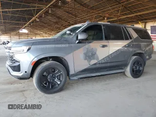2022 Chevrolet Tahoe Commercial z VIN 1GNSKLED0NR296194, wystawiony jako Copart lot #57360005 z przebiegiem 18 427 mil mil oraz Szkoda całkowita • Salvage title. Historia ofert i sprzedaży dostępna na DreamBid. Obrazek 1.