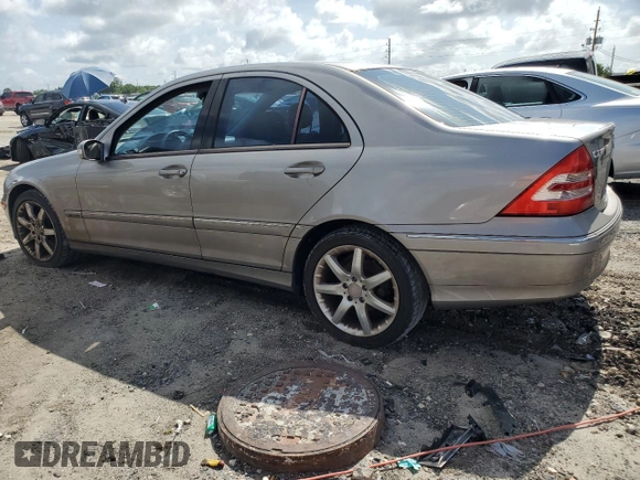 2004 Mercedes-Benz C 230 Kompressor with VIN WDBRF40J64A564613, listed as a Copart auction lot 59876525 with 140,525 mi miles and Clean title. Bid and sale history available at DreamBid. Image 2.