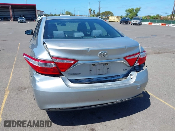 2016 Toyota Camry XLE with VIN 4T1BF1FK4GU148625, listed as a IAAI auction lot 41742421 with 88,582 mi miles. Bid and sale history available at carsss.com. Image 6.