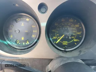1985 Porsche 944 с VIN WP0AA0940FN473481, выставлен на аукционе Copart как лот 70342084 с пробегом 44 659 миль миль и Чистый • Clean title. История ставок и продаж доступна на DreamBid. Изображение 9.