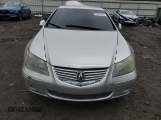 2006 Acura RL with VIN JH4KB16506C001134, listed as a Copart auction lot 51601645 with 205,706 mi miles and Salvage Title. Bid and sale history available at DreamBid. Image 5.