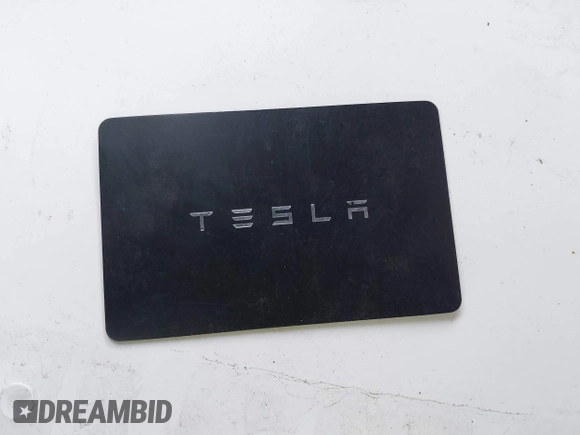 2024 Tesla Cybertruck с VIN 7G2CEHEDXRA026834, выставлен на аукционе IAAI как лот 41448419 с пробегом 2 938 миль миль и . История ставок и продаж доступна на DreamBid. Изображение 11.