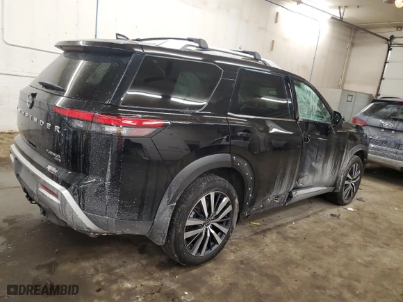 2022 Nissan Pathfinder Platinum with VIN 5N1DR3DK5NC270525, listed as a Copart auction lot 45539095 with 36,647 mi miles and Salvage Title. Bid and sale history available at carsss.com. Image 3.