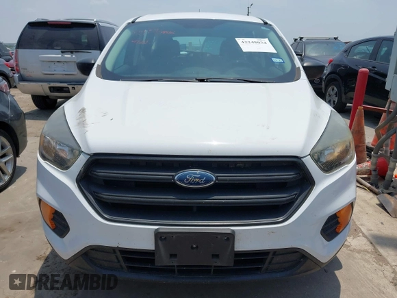 2018 Ford Escape S z VIN 1FMCU0F7XJUB36437, wystawiony jako IAAI lot #42248034 z przebiegiem 50 686 mil mil oraz . Historia ofert i sprzedaży dostępna na DreamBid. Obrazek 12.