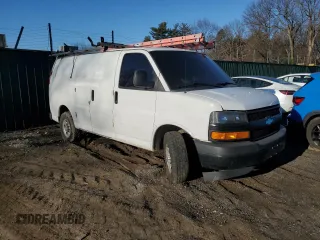 2018 Chevrolet Express Cargo Van with VIN 1GCWGAFG1J1176566, listed as a Copart auction lot 43600135 with 195,553 mi miles and Clean Title. Bid and sale history available at carsss.com. Image 4.