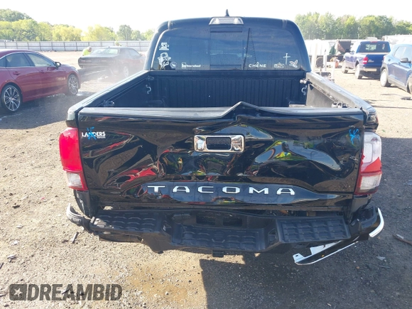 2023 Toyota Tacoma SR5 z VIN 3TYAZ5CN5PT036387, wystawiony jako IAAI lot #42077284 z przebiegiem 34 568 mil mil oraz . Historia ofert i sprzedaży dostępna na DreamBid. Obrazek 17.
