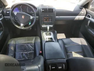 2005 Porsche Cayenne S z VIN WP1AB29P05LA65266, wystawiony jako Copart lot #54900635 z przebiegiem 147 672 mil mil oraz Szkody całkowita. Historia ofert i sprzedaży dostępna na DreamBid. Obrazek 8.
