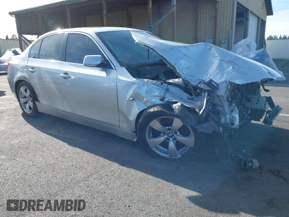 2007 BMW 5 Series 525i z VIN WBANE53517C661568, wystawiony jako IAAI lot #41560607 z przebiegiem Nie podano mil oraz . Historia ofert i sprzedaży dostępna na DreamBid. Obrazek 1.