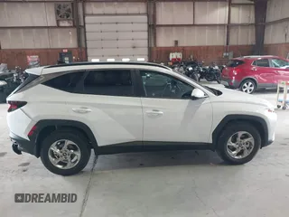 2024 Hyundai Tucson SEL z VIN KM8JBCDE4RU348066, wystawiony jako IAAI lot #40451653 z przebiegiem 3 742 mil mil oraz . Historia ofert i sprzedaży dostępna na DreamBid. Obrazek 13.