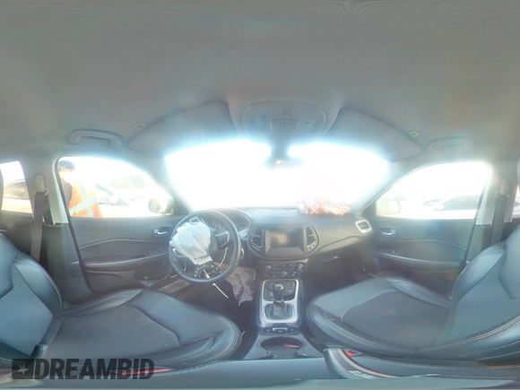 2019 Jeep Compass Altitude z VIN 3C4NJDBB5KT657021, wystawiony jako Copart lot #44572335 z przebiegiem 64 159 mil mil oraz Szkoda całkowita • Salvage title. Historia ofert i sprzedaży dostępna na DreamBid. Obrazek 14.