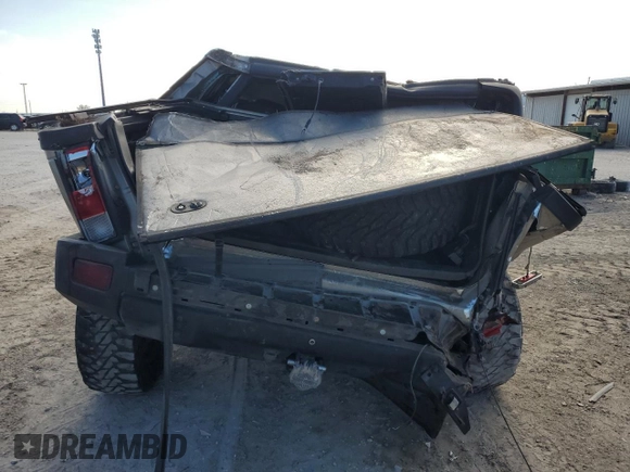 2006 Hummer H2 with VIN 5GRGN22U86H118771, listed as a Copart auction lot 88854375 with 0 mi miles and Non Repairable. Bid and sale history available at carsss.com. Image 6.