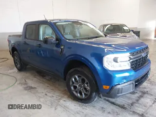 2024 Ford Maverick XLT with VIN 3FTTW8H32RRA67690, listed as a IAAI auction lot 41924897 with 10,981 mi miles. Bid and sale history available at carsss.com. Image 1.