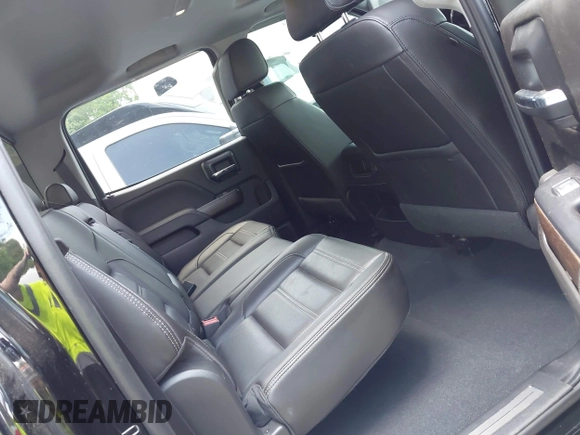 2019 GMC Sierra 2500HD Denali с VIN 1GT12SEY2KF234777, выставлен на аукционе IAAI как лот 42198892 с пробегом 31 836 миль миль и . История ставок и продаж доступна на DreamBid. Изображение 8.