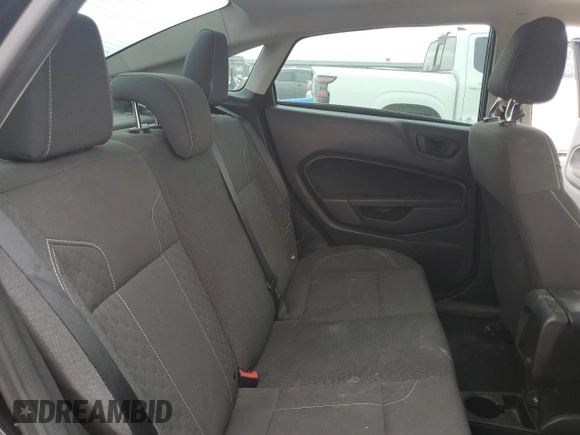2019 Ford Fiesta SE z VIN 3FADP4BJ5KM144370, wystawiony jako Copart lot #49093915 z przebiegiem Nie podano mil oraz Szkoda całkowita • Salvage title. Historia ofert i sprzedaży dostępna na DreamBid. Obrazek 10.