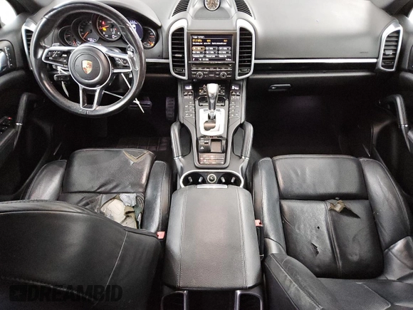 2016 Porsche Cayenne with VIN WP1AA2A28GLA01613, listed as a Copart auction lot 46182805 with 121,911 mi miles and Clean Title. Bid and sale history available at carsss.com. Image 8.