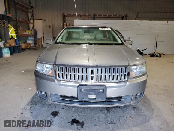 2008 Lincoln MKZ with VIN 3LNHM28T48R636901, listed as a Copart auction lot 82717044 with Not Provided miles and Clean Title. Bid and sale history available at DreamBid. Image 5.