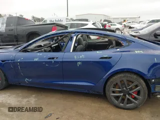 2021 Tesla Model S Plaid with VIN 5YJSA1E60MF440042, listed as a IAAI auction lot 41563347 with 40,981 mi miles. Bid and sale history available at carsss.com. Image 14.