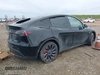 2021 Tesla Model Y Performance with VIN 5YJYGDEF9MF273884, listed as a IAAI auction lot 41781944 with Not Provided miles and . Bid and sale history available at DreamBid. Image 4.