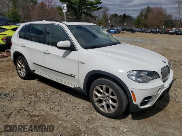 2013 BMW X5 xDrive35i with VIN 5UXZV4C52D0B10448, listed as a Copart auction lot 53533145 with 214,905 mi miles and Clean Title. Bid and sale history available at carsss.com. Image 4.
