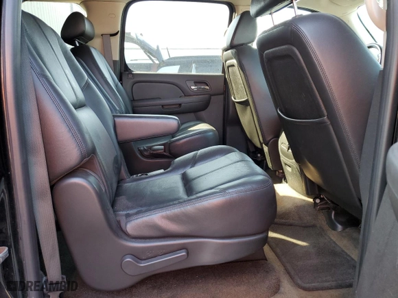 2008 GMC Yukon XL SLT w/4SB with VIN 1GKFK16368J124960, listed as a Copart auction lot 44538075 with 267,881 mi miles and Non Repairable. Bid and sale history available at carsss.com. Image 11.