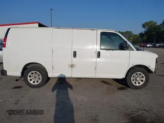 2011 Chevrolet Express Cargo Van with VIN 1GCSGAFX3B1181283, listed as a IAAI auction lot 42081428 with 150,441 mi miles. Bid and sale history available at carsss.com. Image 14.