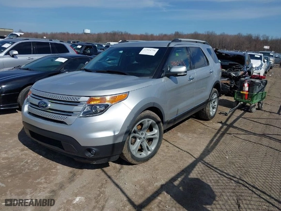 2015 Ford Explorer Limited with VIN 1FM5K8F81FGB60637, listed as a IAAI auction lot 41804716 with 115,501 mi miles. Bid and sale history available at carsss.com. Image 2.