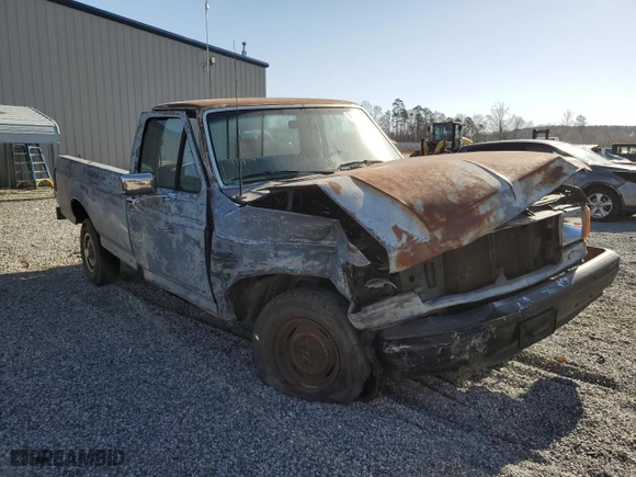 1988 Ford 1/2 Ton Trucks with VIN 1FTEF15Y8JNA97106, listed as a Copart auction lot 50155735 with 124,772 mi miles and Salvage Title. Bid and sale history available at carsss.com. Image 4.