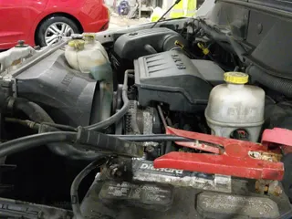 2008 Dodge 1500 ST z VIN 1D7HA18N58S603490, wystawiony jako IAAI lot #41549159 z przebiegiem 237 312 mil mil oraz . Historia ofert i sprzedaży dostępna na DreamBid. Obrazek 12.