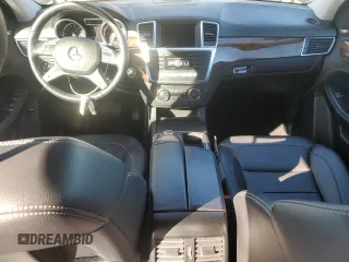 2013 Mercedes-Benz M 550 z VIN 4JGDA7DB5DA123047, wystawiony jako Copart lot #47560495 z przebiegiem 147 985 mil mil oraz Czysty tytuł • Clean title. Historia ofert i sprzedaży dostępna na DreamBid. Obrazek 8.