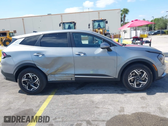 2024 Kia Sportage LX with VIN KNDPUCDF6R7228446, listed as a IAAI auction lot 42167577 with 39,727 mi miles and . Bid and sale history available at DreamBid. Image 13.