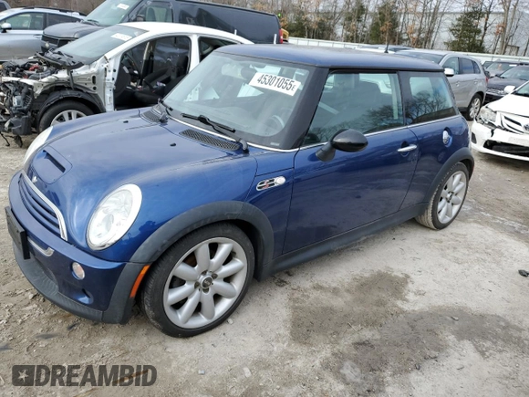 2003 MINI Hardtop S with VIN WMWRE33423TD74010, listed as a Copart auction lot 45301055 with 81,331 mi miles and Clean Title. Bid and sale history available at DreamBid. Image 1.